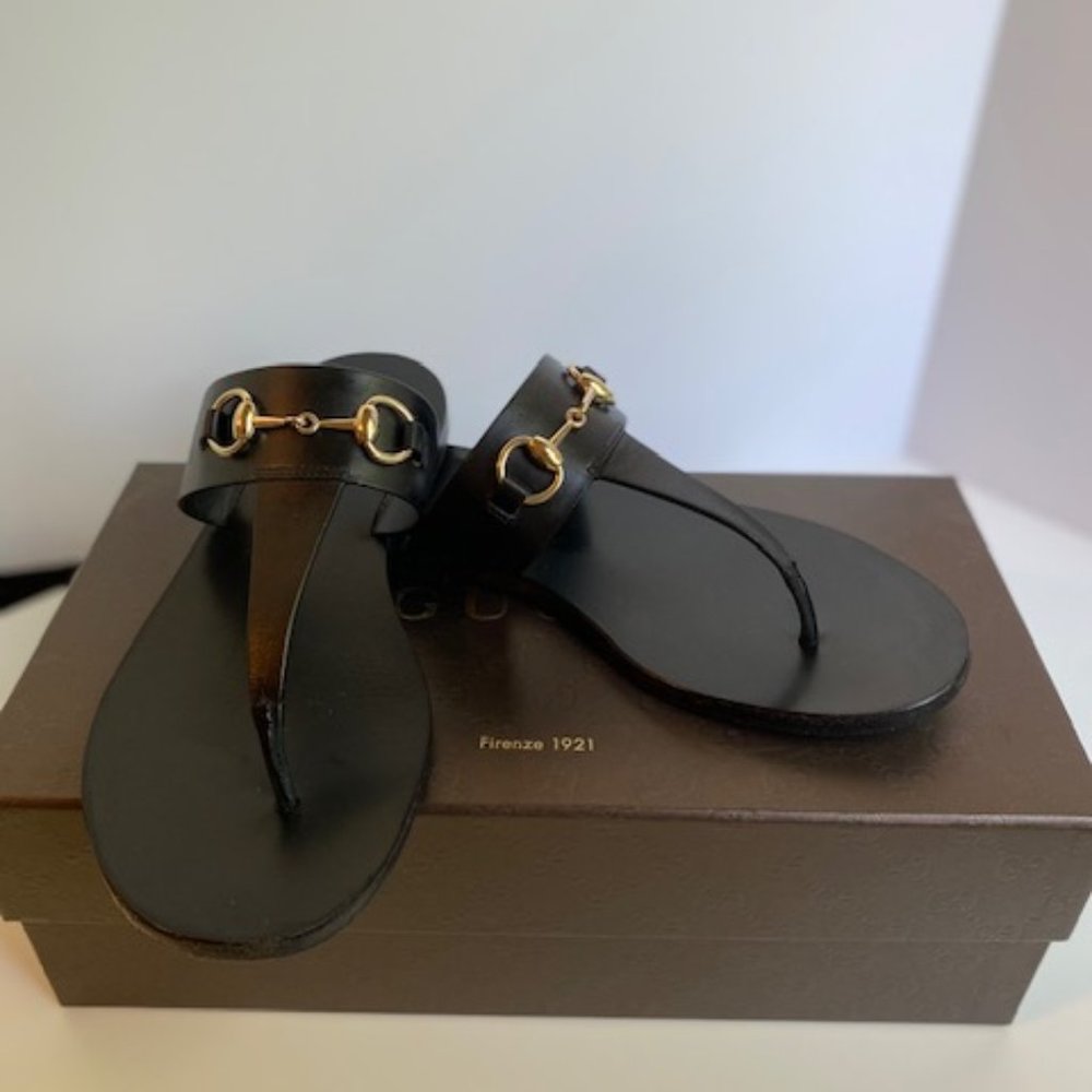 Gucci Leather Horsebit Thong Sandal, Black